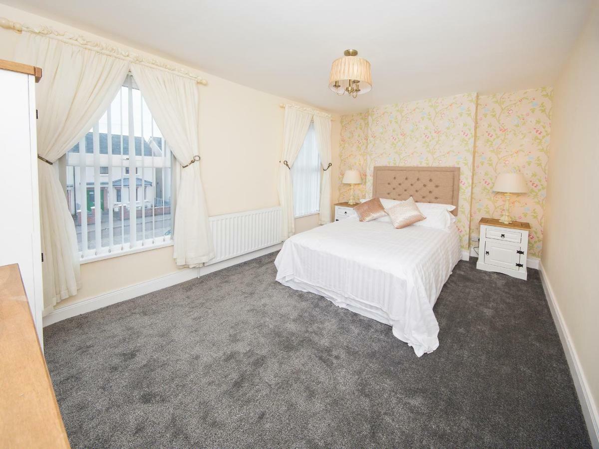 Tsa Shaftesbury Avenue Villa เบลฟาสต์ ห้อง รูปภาพ