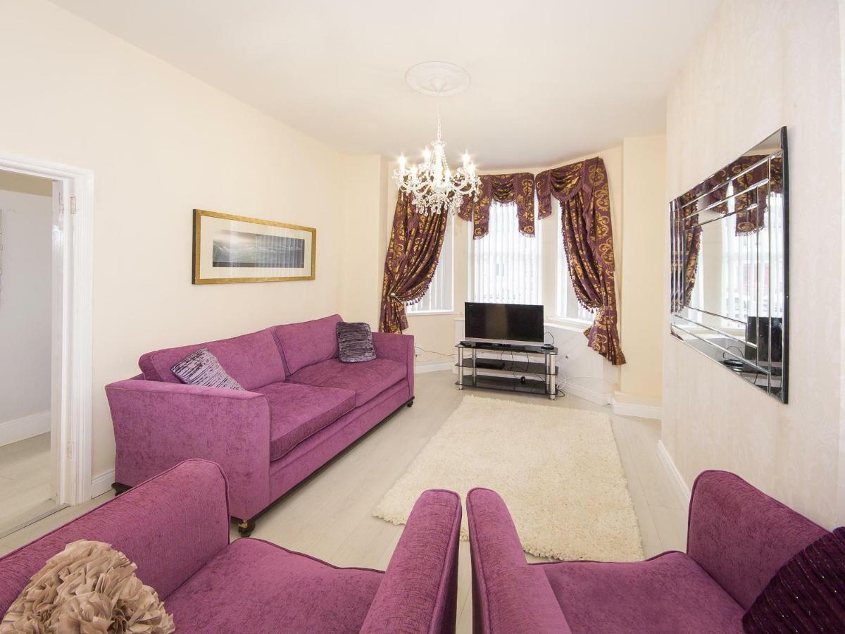 Tsa Shaftesbury Avenue Villa เบลฟาสต์ ภายนอก รูปภาพ