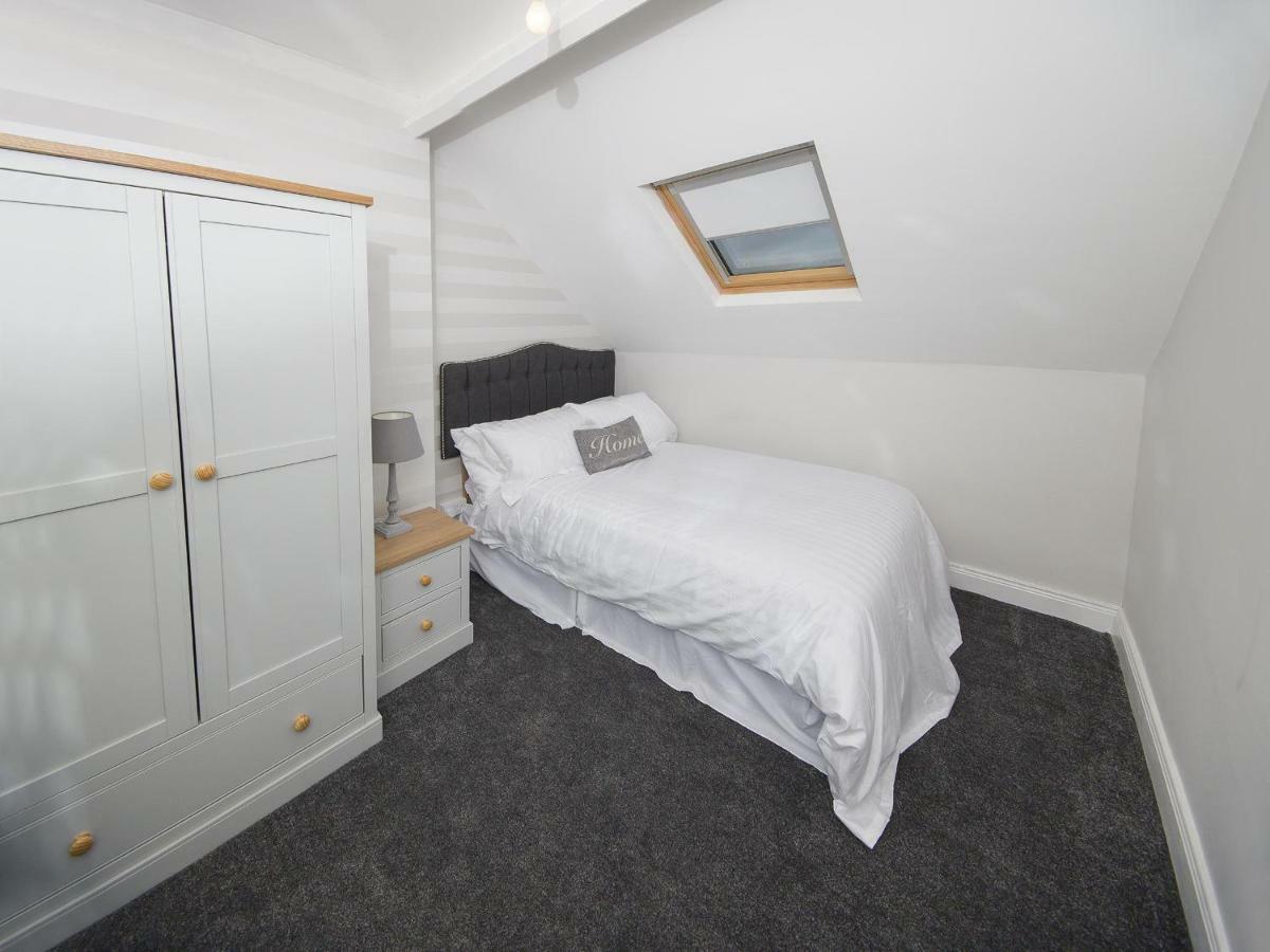 Tsa Shaftesbury Avenue Villa เบลฟาสต์ ภายนอก รูปภาพ
